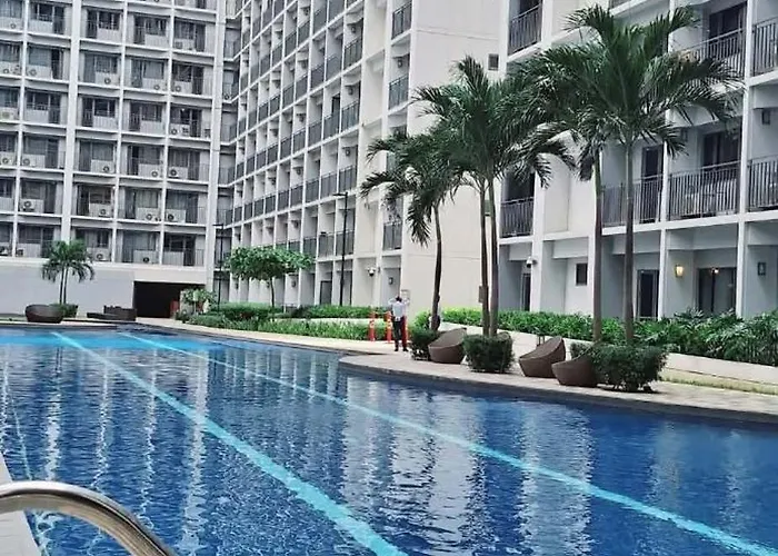 Cuddle Staycation 5*